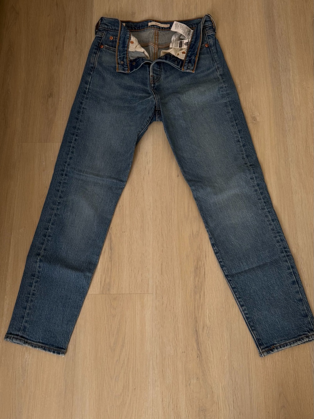 Levi’s High Rise Wedgie Jeans size 27